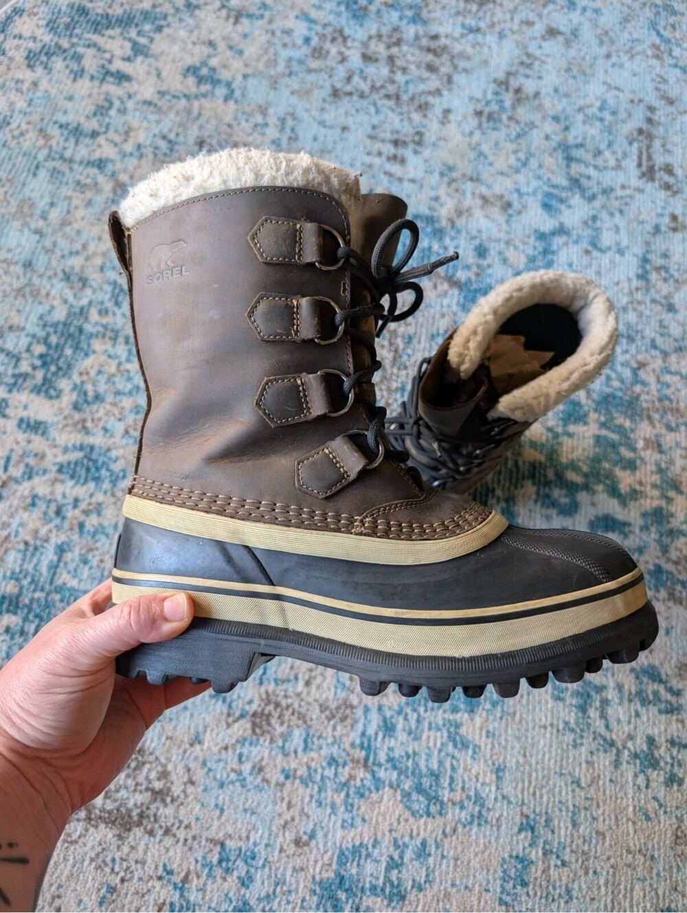 SOREL Caribou Waterproof Boots Womens Size 7 Winter Snow Rain Winter Faux Fur